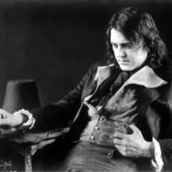 A TALE OF TWO CITIES - WILLIAM FARNUM