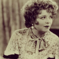 HOOPLA - CLARA BOW